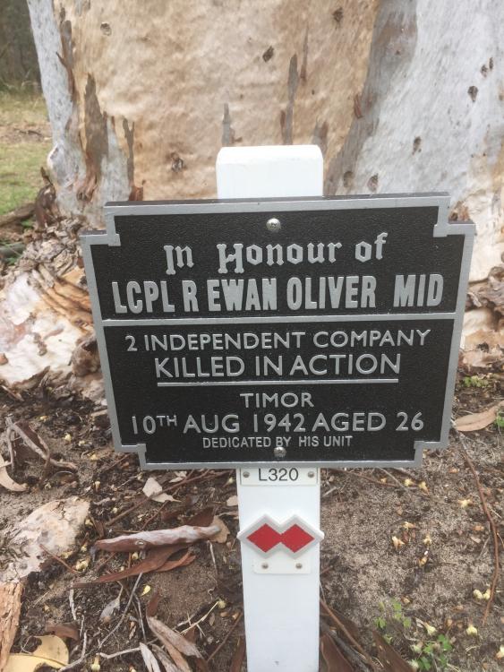 Ewan memorial plaque - Kings Park.jpg