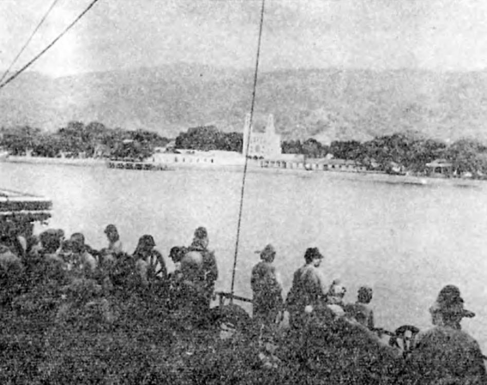 1145044963_JapanesesoldiersviewtheDilishorelinefromtheirtransportship.thumb.jpeg.b09da02e8a0e8e1bf2d938b257169c5c.jpeg