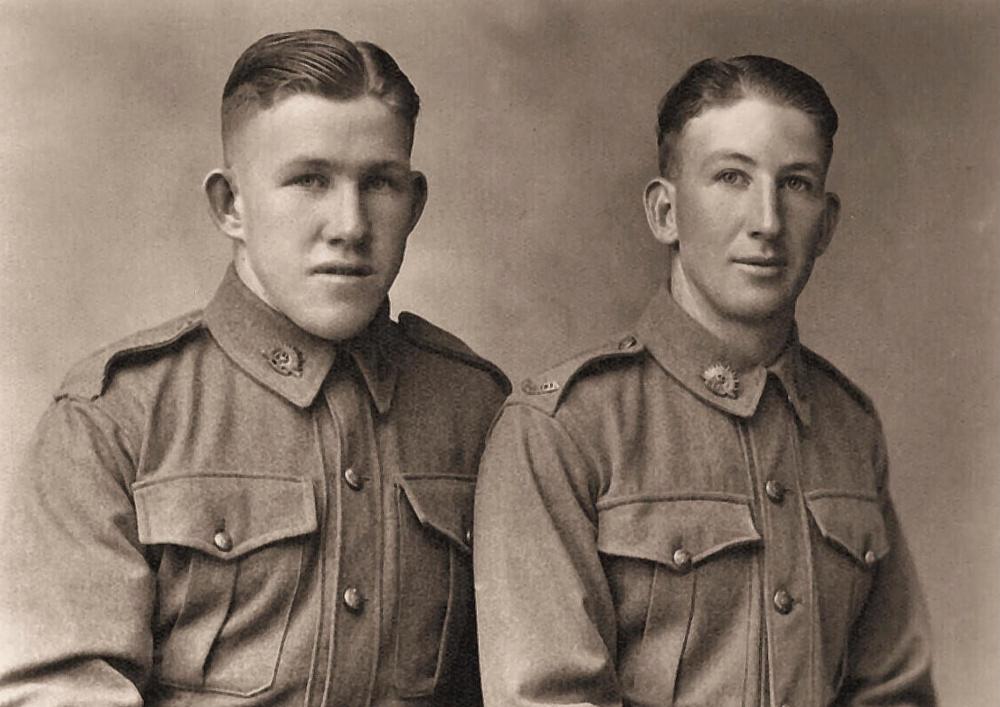 GordonandKevinCurran1941copy.thumb.jpeg.921908b80e03fc82398e4cc68e6e184c.jpeg