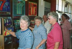 Safari Port Macquarie March 1992_0017_a.jpg